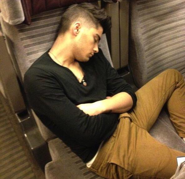 cyazeke's tweet photo. mcm ... Sleepin Beauty http://t.co/LAkbLKgdkF