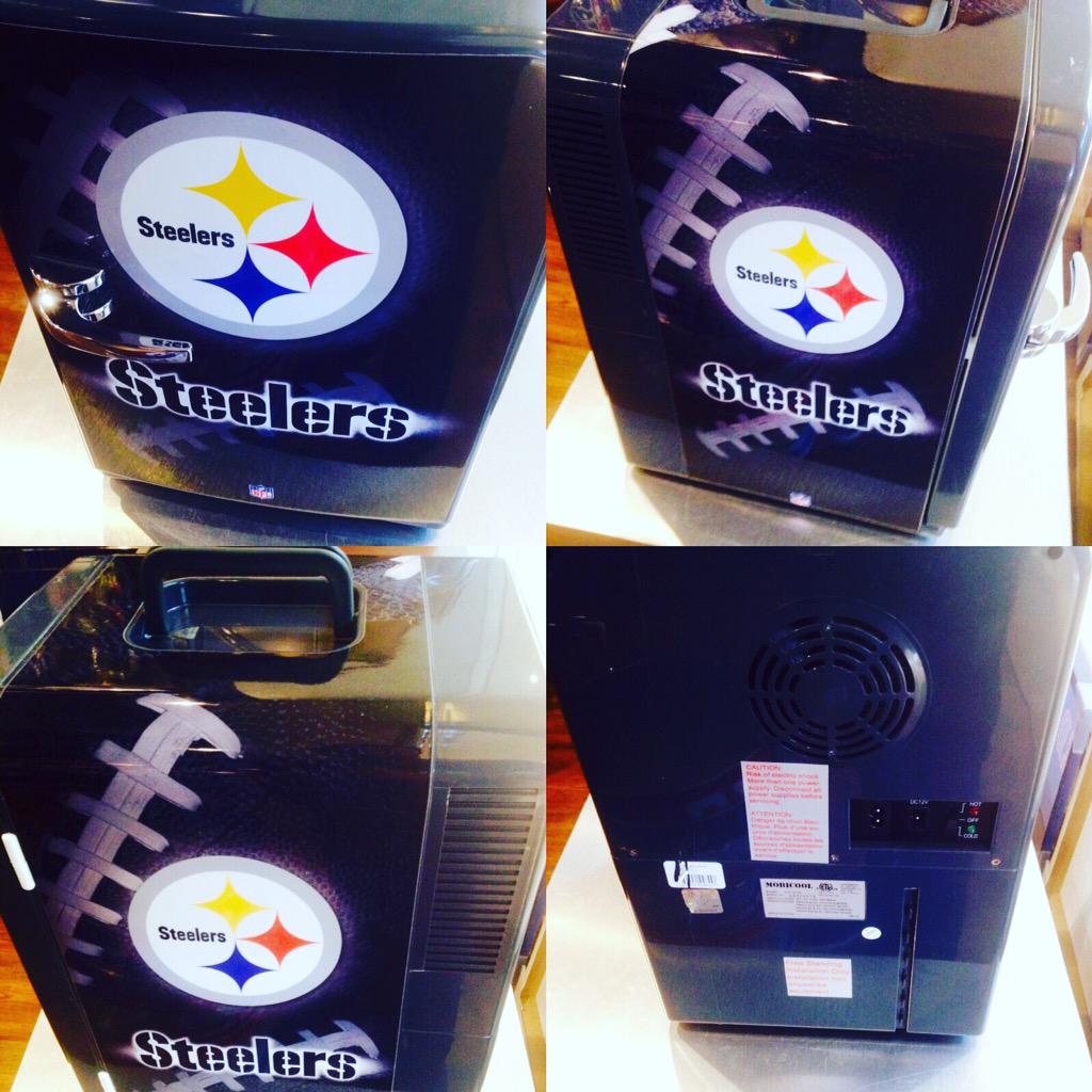 TheLockerpty's tweet image. Tenemos para ustedes mini neveras para tu bar u hogar de la NFL Y MLB ⚾️🏈 ven por la tuya en @TheLockerpty 397-3800