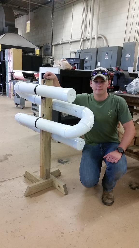 What does urban agriculture look like?   #hydroponics @MonsantoCo #batesville #speakag #$25kgrant #sae