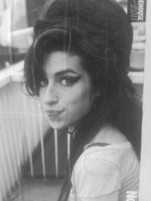 Happy 32nd birthday amy winehouse  