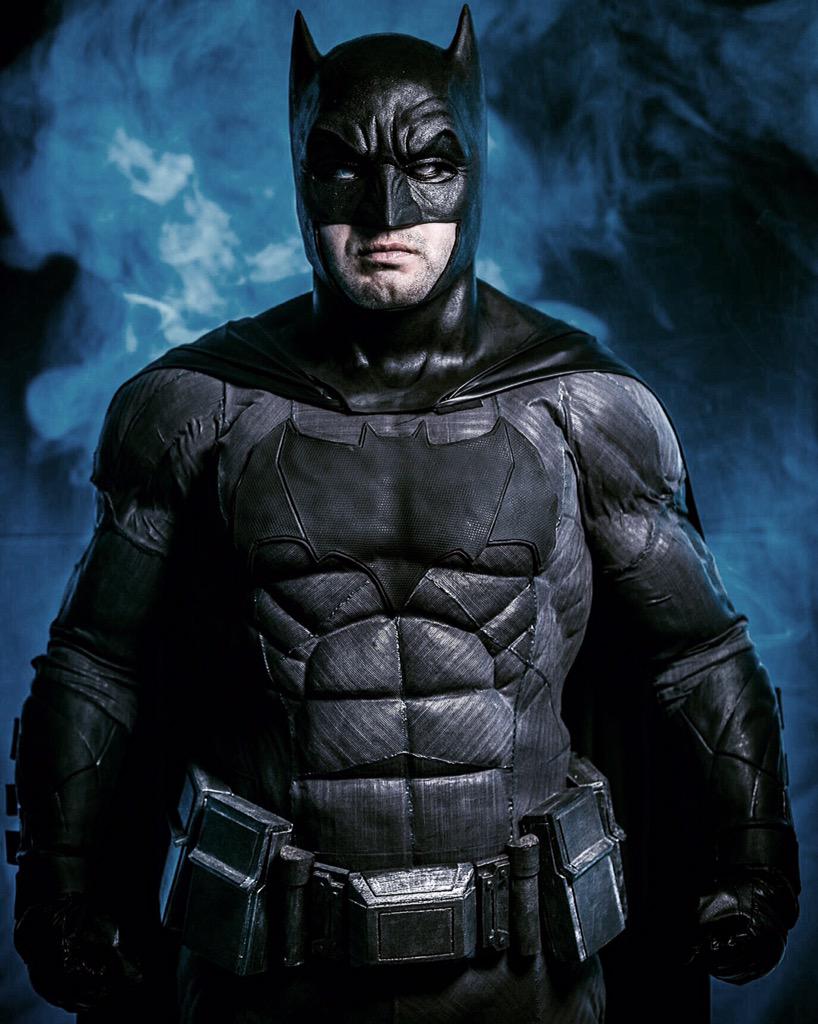 TheCaveCW's tweet photo. #Batfleck road to #SOFA2015 #Batsuit #Batgeorge #BatmanvSuperman #DawnofJustice #BatmanvsSuperman #BatmanCosplay #wb http://t.co/iLA2WgFF9A
