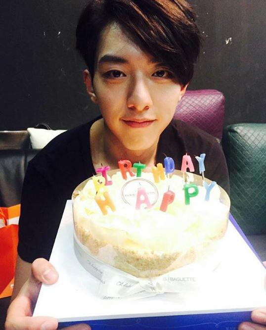 Happy Birthday for Lee Jung Shin (CNBlue) rl and all his rp\s  