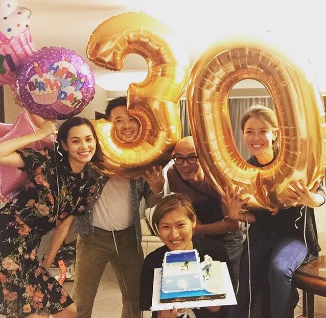 TeamMizuhara Kiko\s manager celebrates her birthday in Hongkong! Happy birthday Mimi 