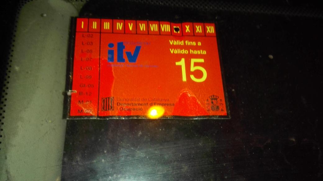 Lopezny77's tweet image. Una enganxina pel cotxe 45€,al meu poble hem diem estafa! #itvfail
