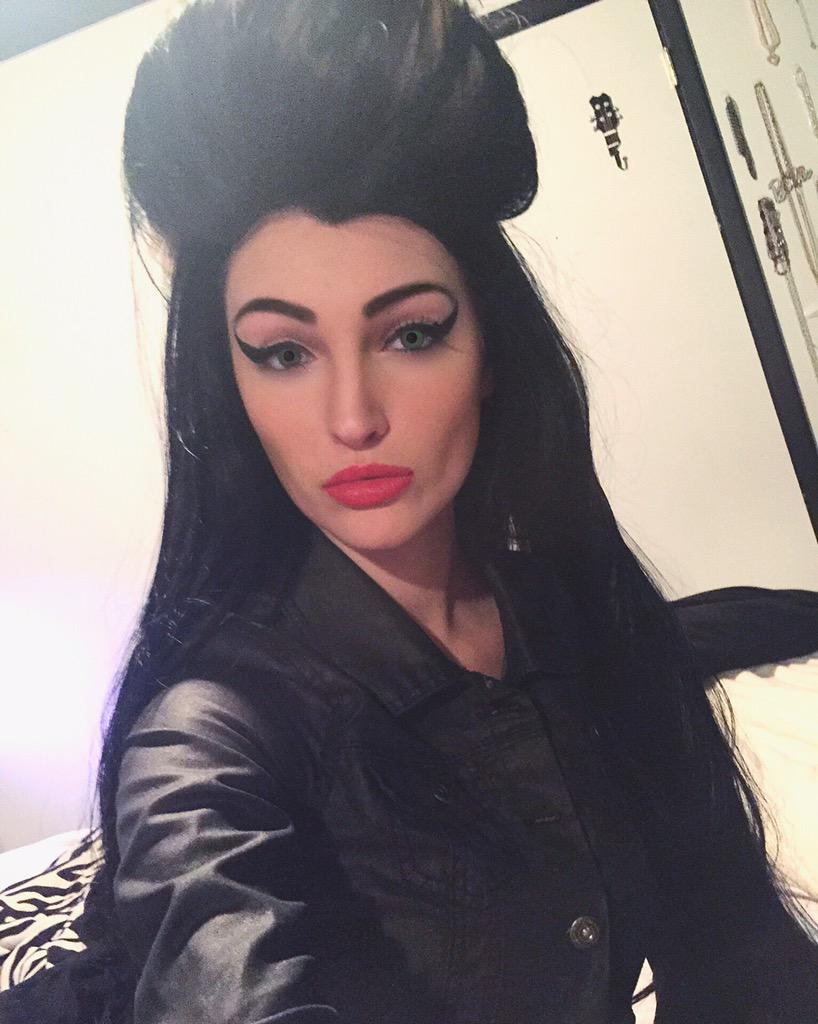 Makeup inspired by Amy Winehouse. Happy Birthday and rest up there peacefully  