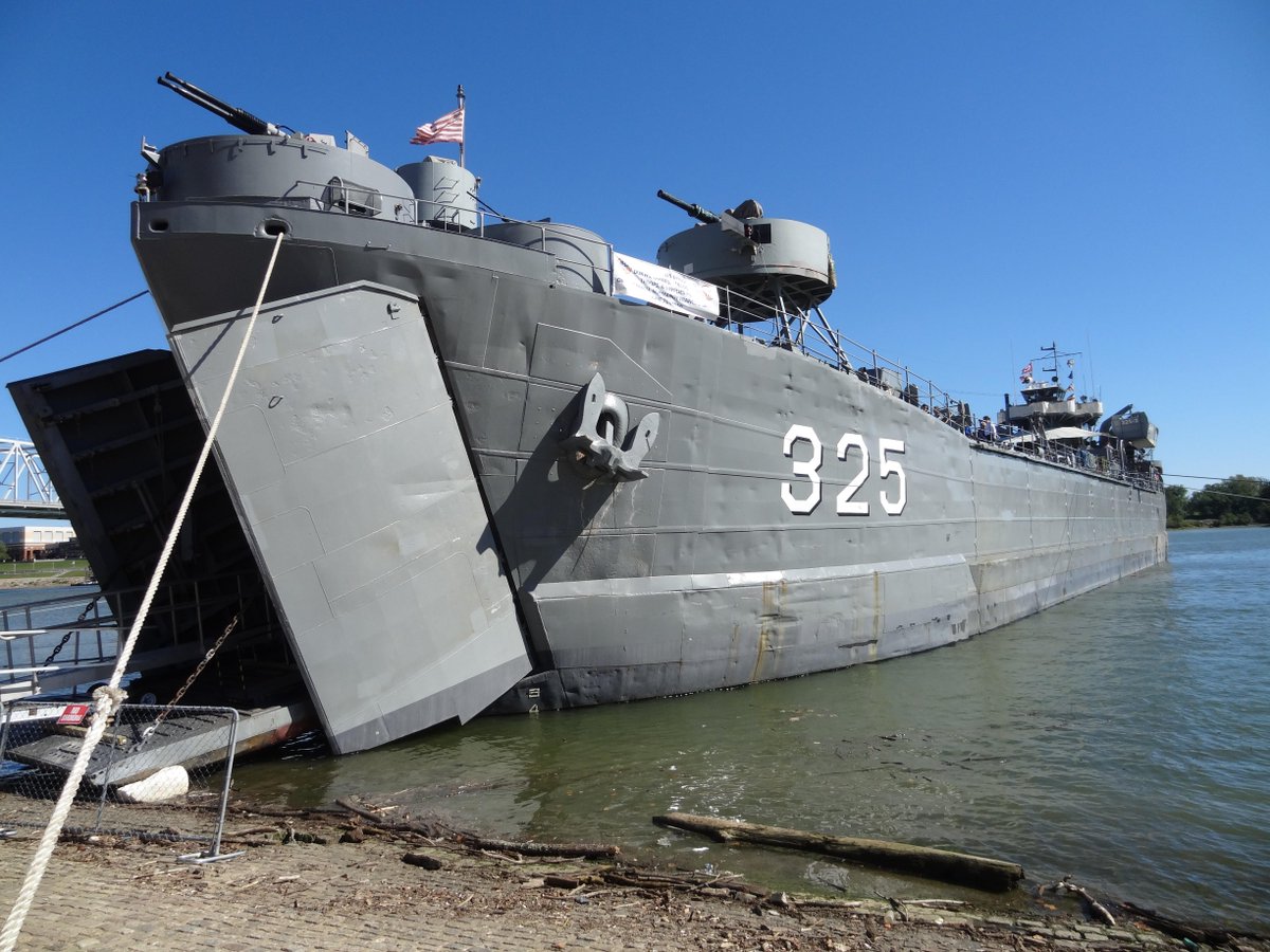bjmcphillips65's tweet image. LST 325 makes a stop in Cincinnati.  Participated in the Invasion of Normandy, D-Day, 1944 #ww2 #ww2ships