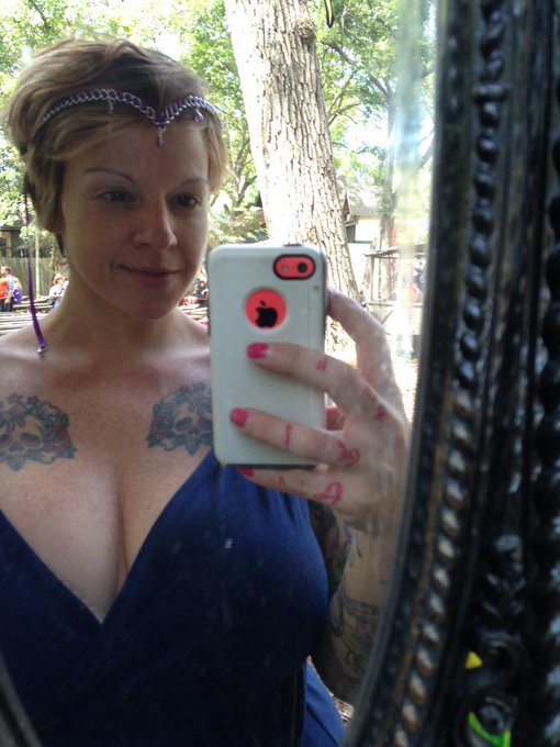 Penis pumps, kitty kisses &amp; new bras - http://t.co/NeSS8g2uIM http://t.co/ebzsZ6RFOA<a href="/tag/nofilter"class="tags"><span>#nofilter</span></a><a href="/tag/organicglamour"class="tags"><span>#organicglamour</span></a>