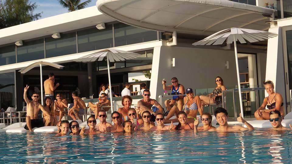 timnastyukhin's tweet photo. Meanwhile in Phuket @tigermuaythai  /@tmtrussian guests chilli while I'm grinding :)soon it'll be my turn to rest 👍 http://t.co/R86avLUN4Z