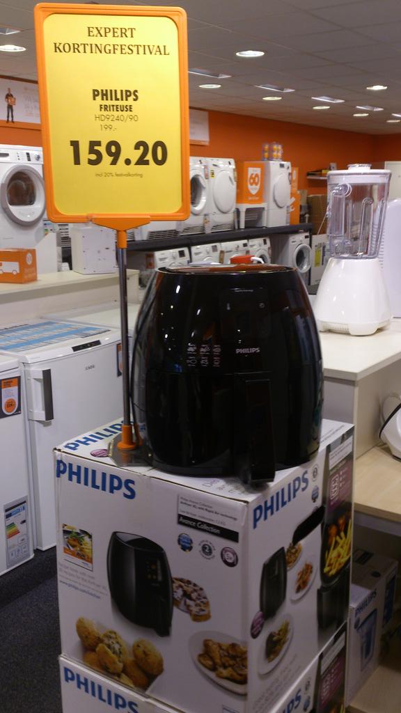 De Philips Airfryer XL nu in Bolsward voor de laagste prijs van Nederland. 159,20.