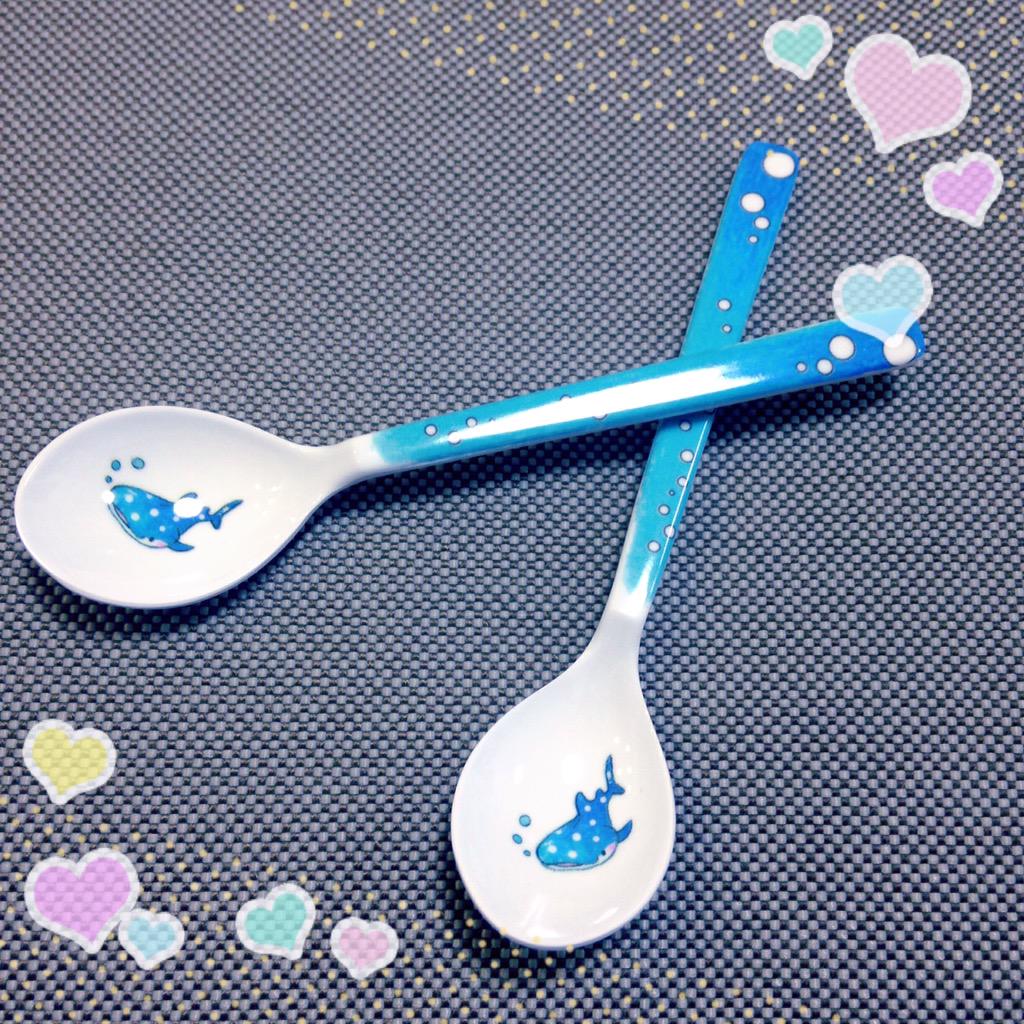 まき巻 昨日の宗介生誕祭in海遊館 で 友達から宗介バースデーカードとプレゼントに宗凛まんの帽子を２種類ずついただいた めっちゃ可愛いぃ D 仕事で使うジンベエペンとティー スプーン買って帰った Http T Co Mx8nidyz8p