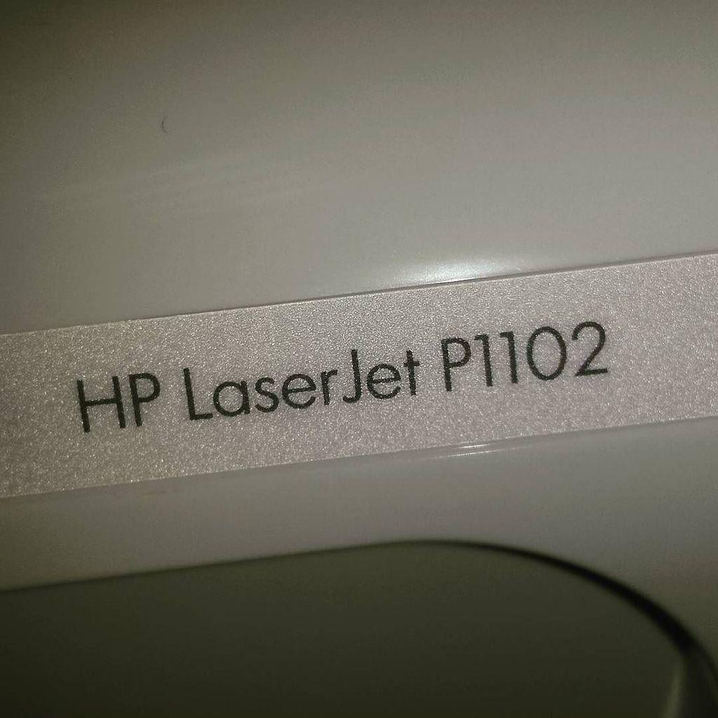 mmediaservis's tweet photo. Malecni laserski štampač hp #laserjet #p1102 po specifikaciji jedan toner bi trebao da odš… http://t.co/mPz9LTeVjg http://t.co/MUUikOvqOL