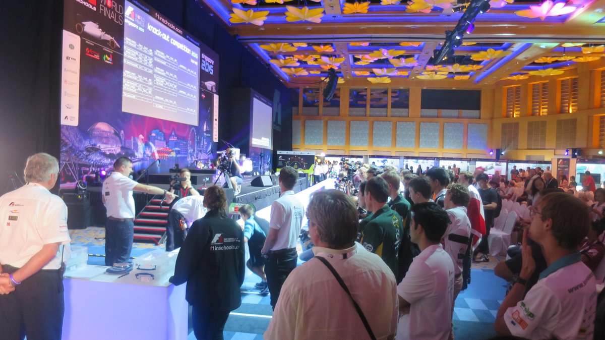 And so the Knockout Competition begins! Who's excited? #F1inSchoolsWF