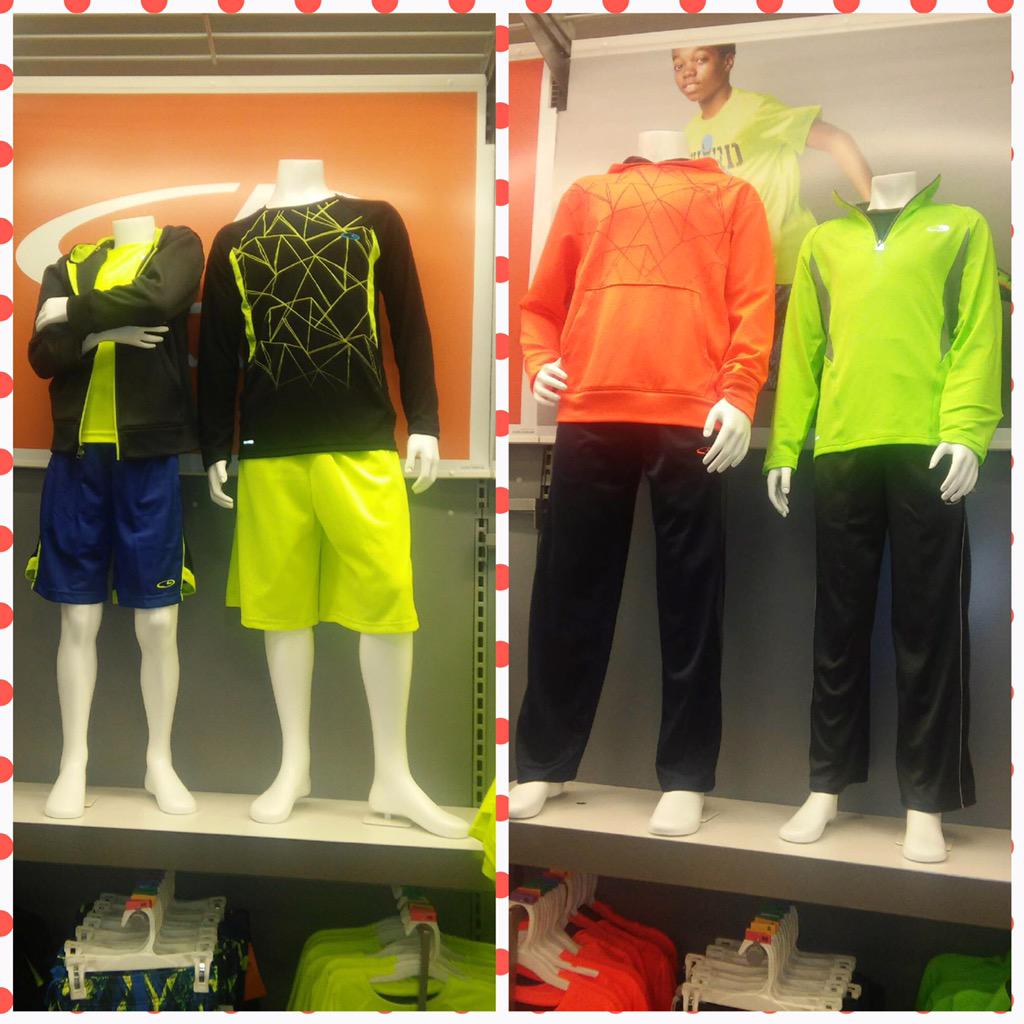 ech_ooo's tweet photo. Absolutely love the new mannequins for Boys/Girls C9! @cat10jill @KosakowskiP @cdarbzzz @williamson_44 http://t.co/dXRM67nkcd