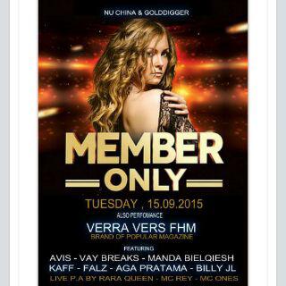 Magnum__Prod's tweet photo. Tonight Full Support Talent DJ @Falz30 Spinn @NuChina_Jakarta w/@GOLDDIGGERprod http://t.co/rxGDu1sfar