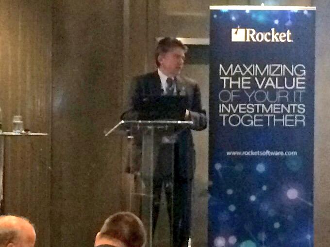 BryanFSmithT's tweet photo. @Rocket 's Bob Potter talking about real world BI #rocket25 in London #BigIdeas #BigData http://t.co/Ulya8tP0Ww