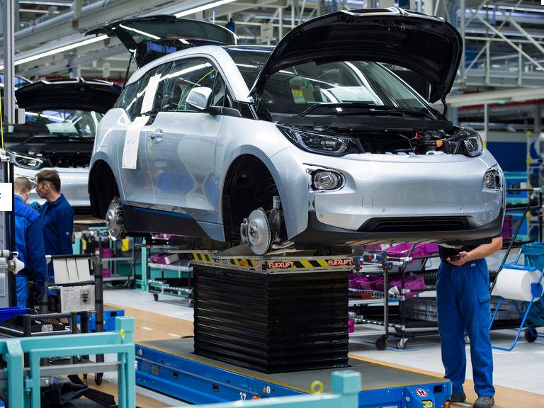 holding_emma's tweet image. NorthgateCareer: Your car could be driving you in five years time! #MotorHour #AutoHour

independent.co.uk/life-style/gad…