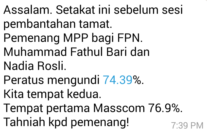meba_official's tweet photo. tahniah kepada Fathul Bari dan @Deeeeeeeya wakil MPP dari fakulti perakaunan 👏👏👏 http://t.co/ENn6Wxss3X