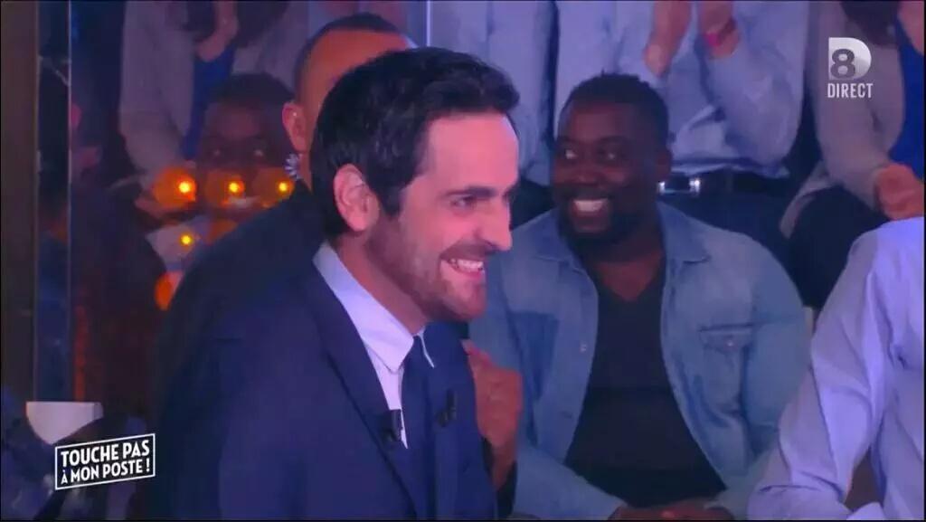 Mokhtar_mokimok's tweet photo. On en parle @BayouSarr #RedescendBaba #Escrot #BienPlacéCommeAChaqueFois #SouriALaCamera http://t.co/lpkgTgAiYE