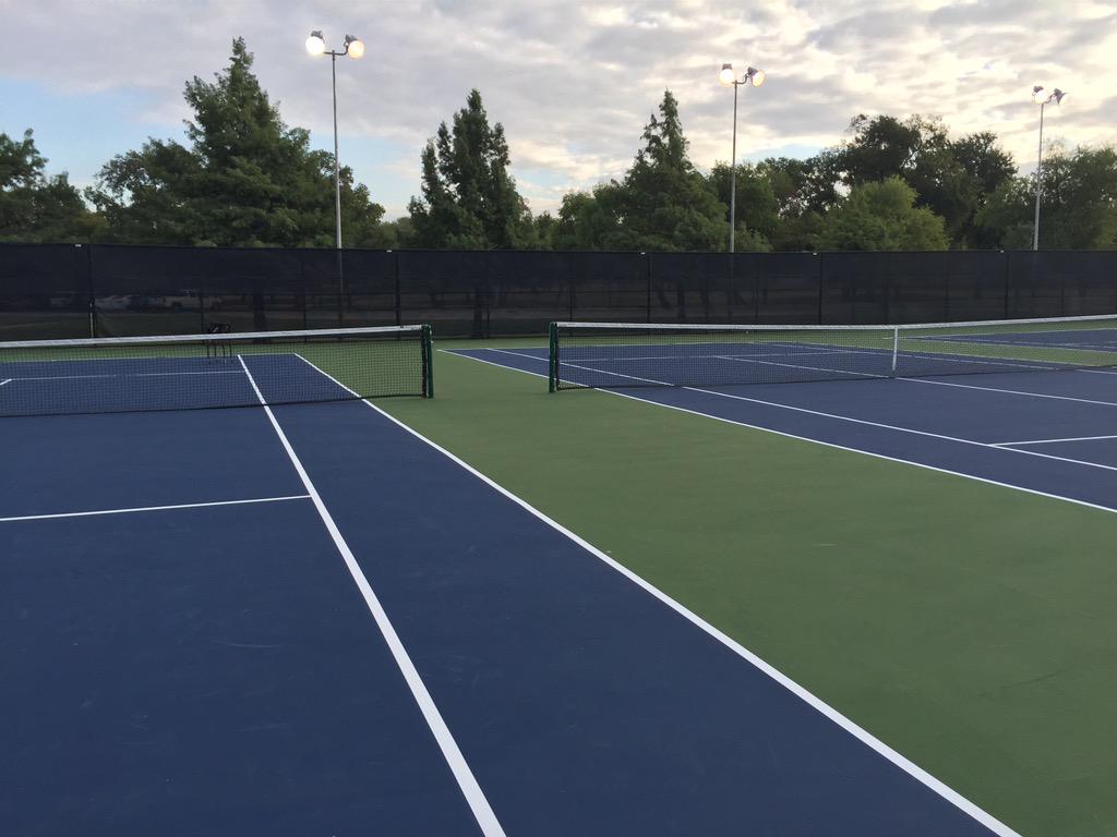 DBUAthletics's tweet photo. Patriot Tennis Courts with a little makeover @DBU_Tennis @DBUPatriots #UNITED http://t.co/czTaunfyWy