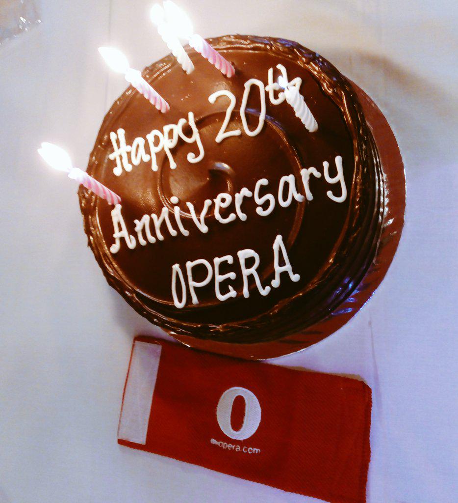 agustafRYD's tweet photo. Last but not least, happy birthday Opera! cc: @opera_id. #OperaMeetupID http://t.co/VbzUxrOrbS
