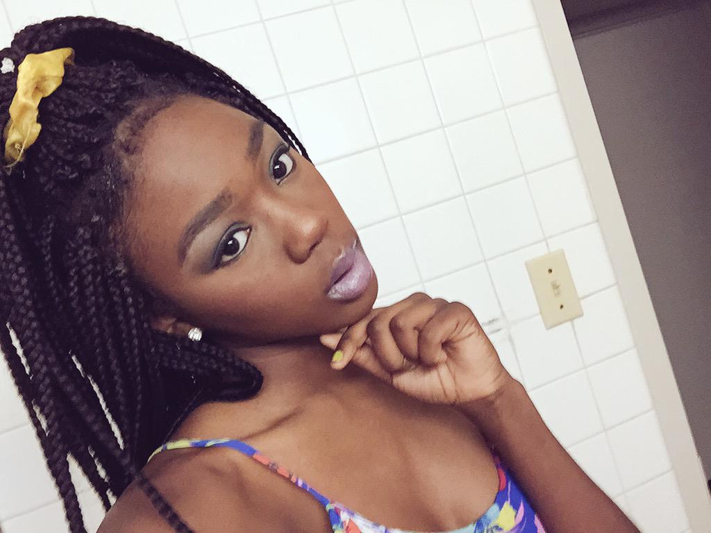 _benjvmins_'s tweet image. melanin on 1000 ✨