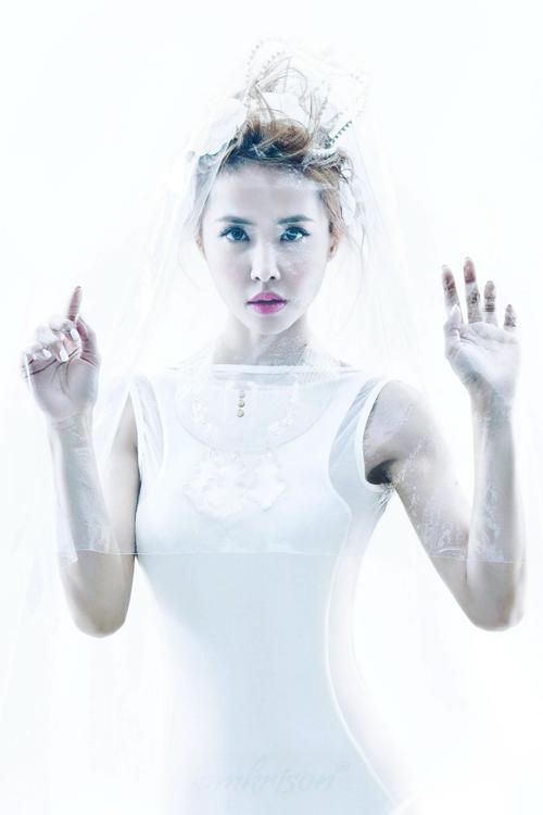 Today is queen Jolin Tsai\s birthday    happy birthday bb 