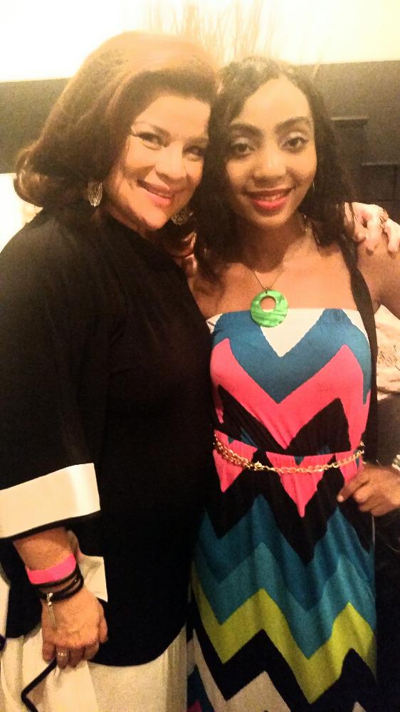 aungeliquescott's tweet photo. Pleasure meeting you @MsReneeLawless! Thanks for the surprise phone call to my mom and dad!! :-)))
#rfhf http://t.co/Iqt2ss5ru6