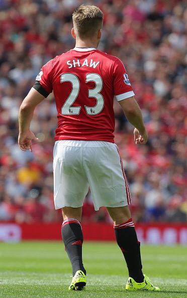JeromeBoateng's tweet photo. Get well soon, @LukeShaw23 🙏🏽🙏🏽🙏🏽
#comebackstronger http://t.co/NMIlQPnoVf