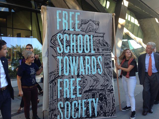 emma_a_whitford's tweet image. Nonstop Cooper, @FreeCooperUnion take over the old St. Mark&apos;s Bookstore to talk free future gothamist.com/2015/09/15/coo…