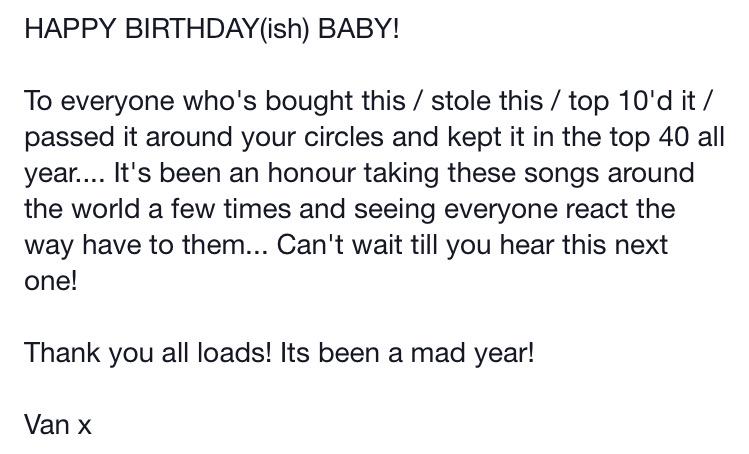 thebottlemen's tweet photo. THE BALCONY

Happy buffdy mate. X http://t.co/5hG9iuhlRO