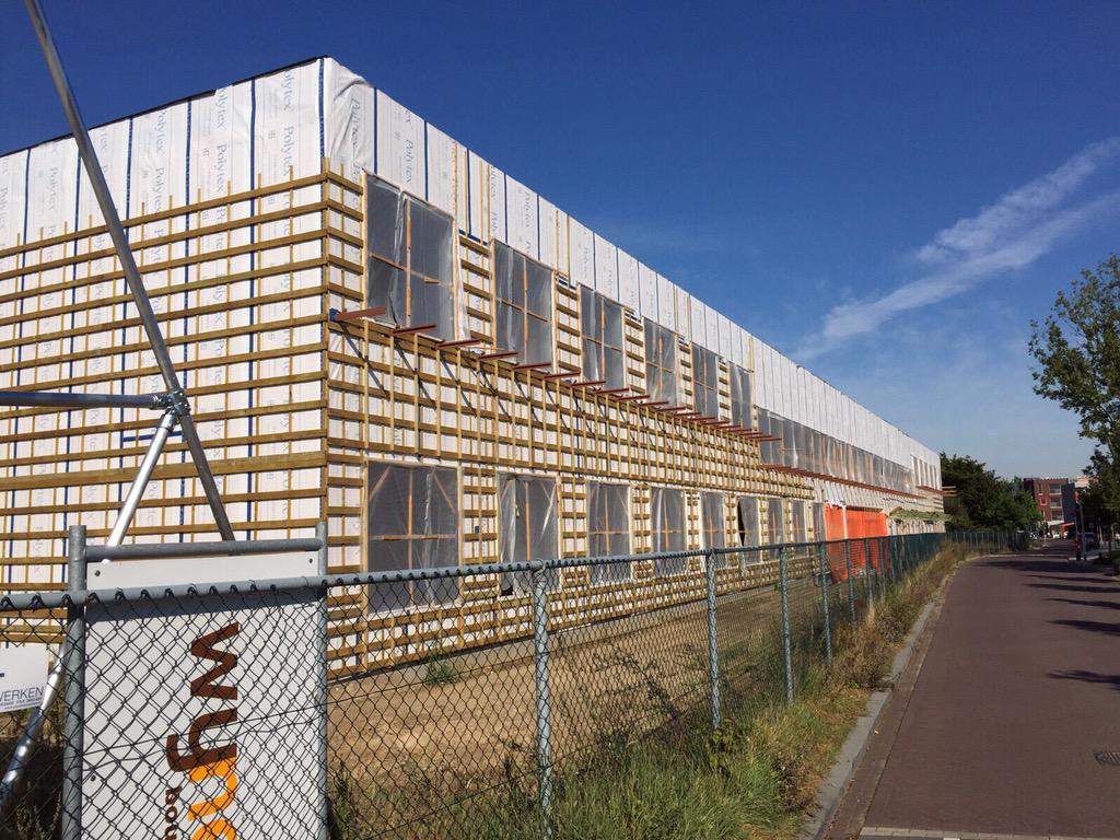 Over 4 wk starten we in #Tegelen Vijverhofschool. 4500m2 stootvaste &amp; decoratieve wandafwerking iov @WijnenBouwgroep
