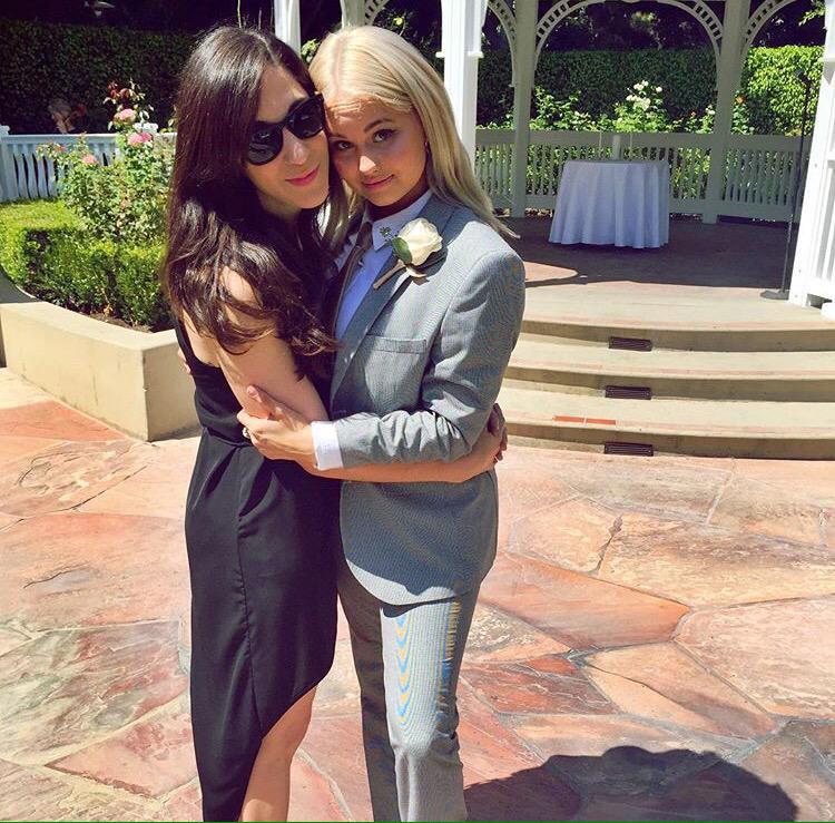 DebSCRP's tweet image. OMW to steal yo best man's spot.