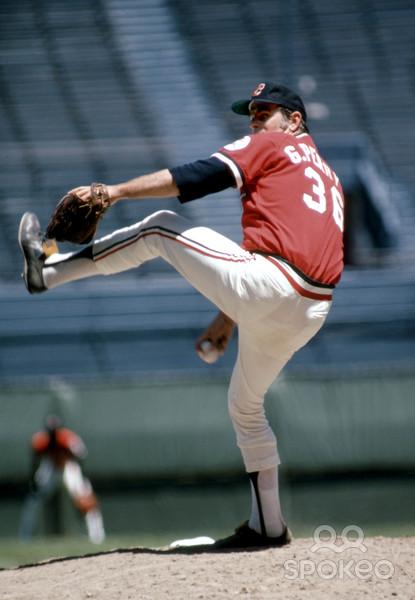 Happy Birthday HOFer Gaylord Perry; 5x 20-game winner captured Cy Young Awards for \72 and \78 