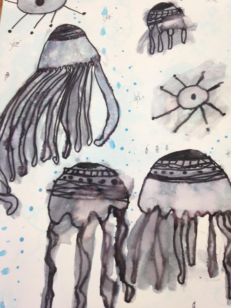 Creativ_Balance's tweet photo. Ocean art bubble effects in #ArtClub this month studying Jason Decaires Taylor's underwater sculptures http://t.co/B2wo2SYGhr