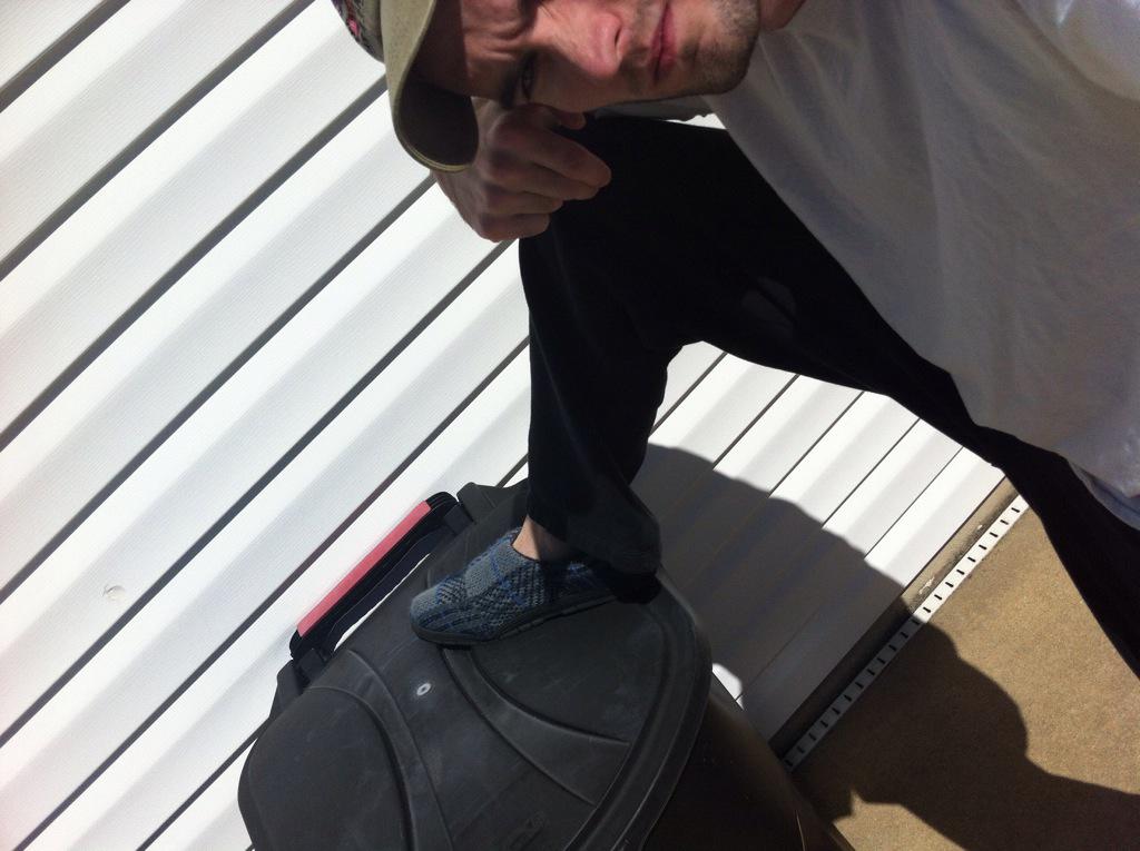 SquidDad's tweet photo. The new selfie pose is to put your foot on the highest objects you can find http://t.co/QtmUnZNP1d