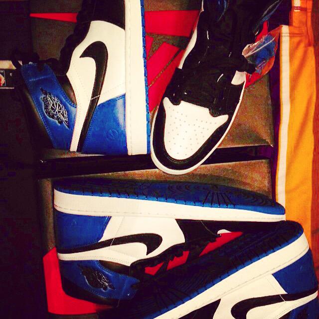 AHustlinHoosier's tweet photo. @thesolefather @Shop_Swoosh #teamfrag http://t.co/cgaDaSt3UW