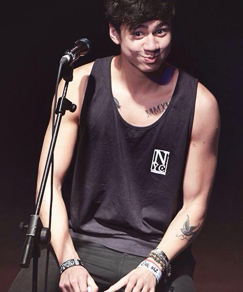 5SecsOfCookies tweet picture