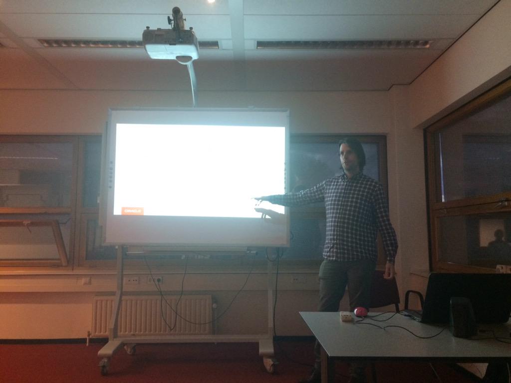 robertvanmolken's tweet image. At the @AMISnl #Cloud SIG Lykle is talking about #OraclePCS.