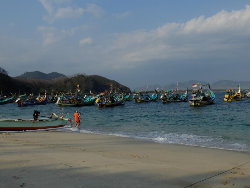 Tanjung Papuma, Inikah Pantai Terindah Se-Jawa Timur? detik.id/VXUdsQ  via @detiktravel