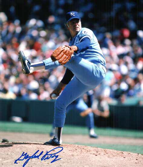 Happy 77th Birthday to Hall of Famer and one-time Royals pitcher Gaylord Perry! 