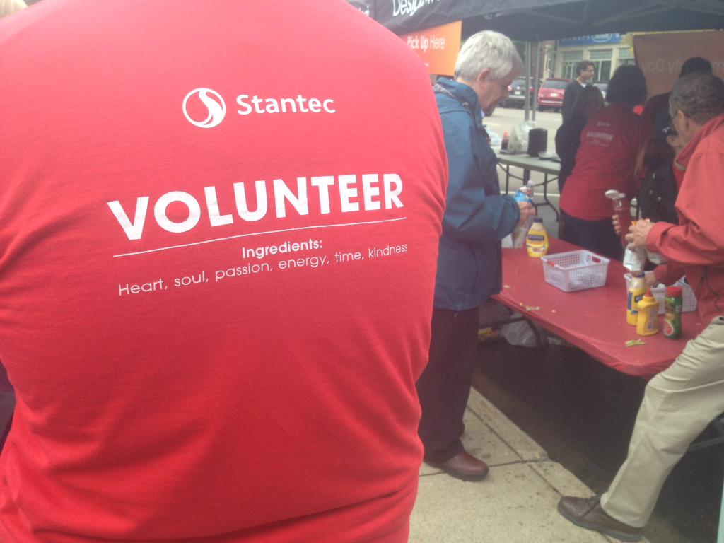 nplewis13's tweet photo. Come out to feed the need! Stantec Community Day 2015! In support of the Red Deer Food Bank. #stantecinthecommumity http://t.co/PoUvu9xkmj
