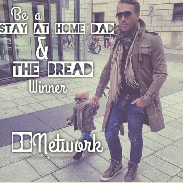 srichardson1987's tweet photo. Working on your 📱
Anywhere 🌏
#Recruiting #Career #ApplyNow #Networking #Marketing #SocialMedia #Sharing #BBNetwork http://t.co/i0bLvuAFTY