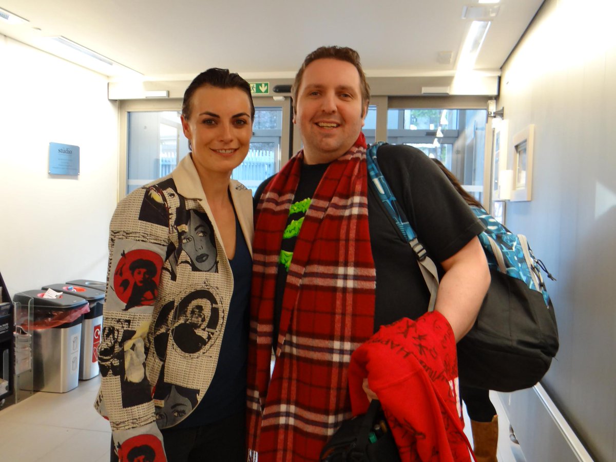 TheDianaMonte's tweet image. @ManToManFringe Truly SCORCHING performance from @maggieannbain @edfringe. Thanks for photo and signing sweatshirt!