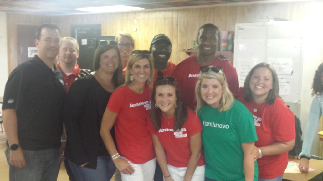 steph_fagan's tweet photo. Teamwork at it's best!  #boysandgirlsclub #lenovoinsidesales #rollingwithlenovo @taylor_jeff @BrianMignault http://t.co/ONNHubqwJn