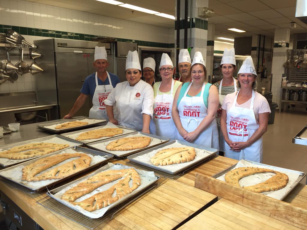 culinarycamps's tweet image. Today&apos;s bootcampers with just one of their three bread creations! #fougasse #breadmakingclass #pei