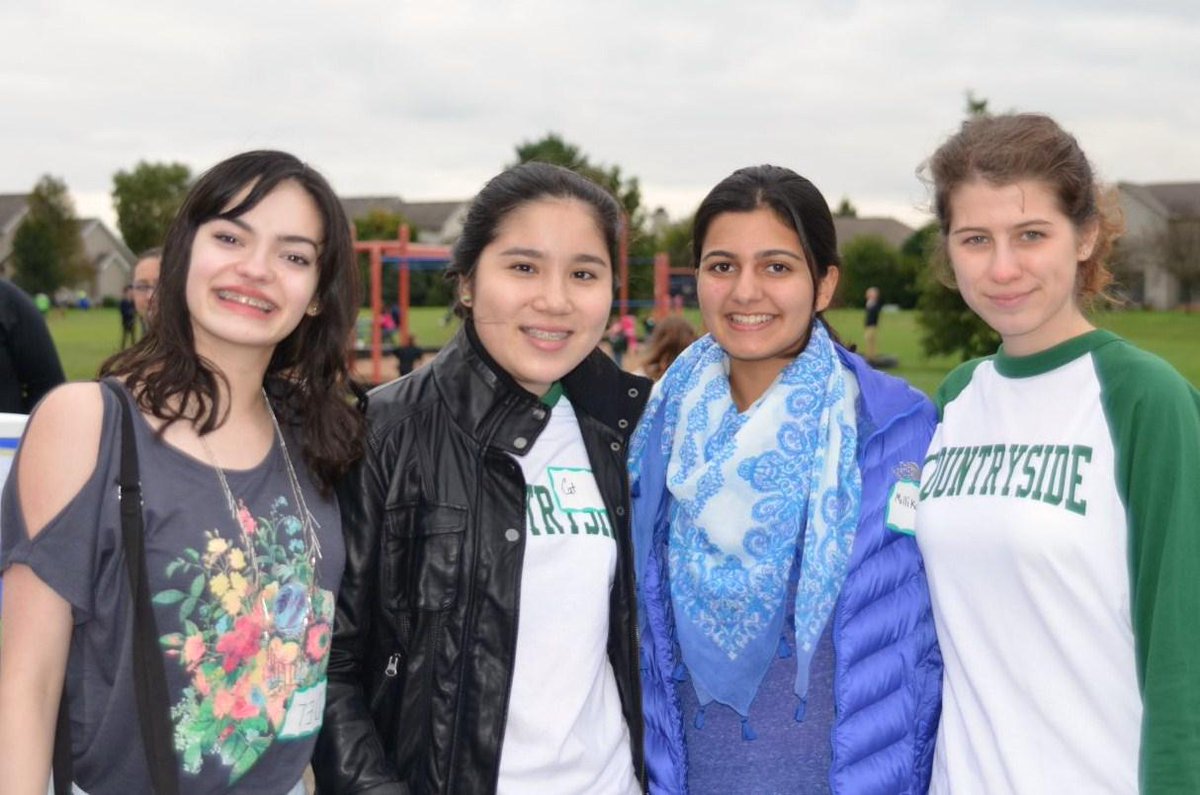 CSideAlumni's tweet image. Homecoming Picnic 9/11/2015: 5-7pm! Come on over to share in the #csidelove