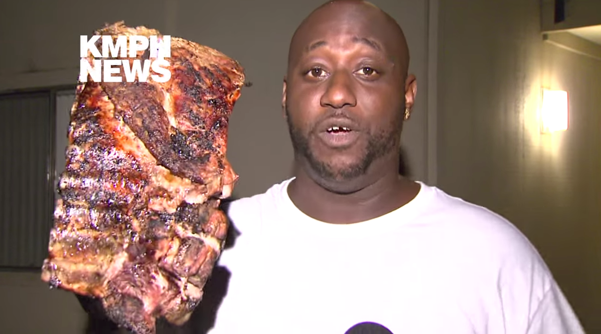 With his family safe, Fresno man runs back into burning building to save ... a rack of ribs lat.ms/1Uq2zdx