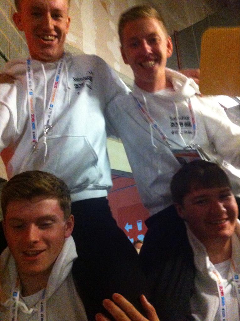 torihidesports's tweet photo. England fencing #SSGFencing #2015SSG http://t.co/OWcPa7rzRX