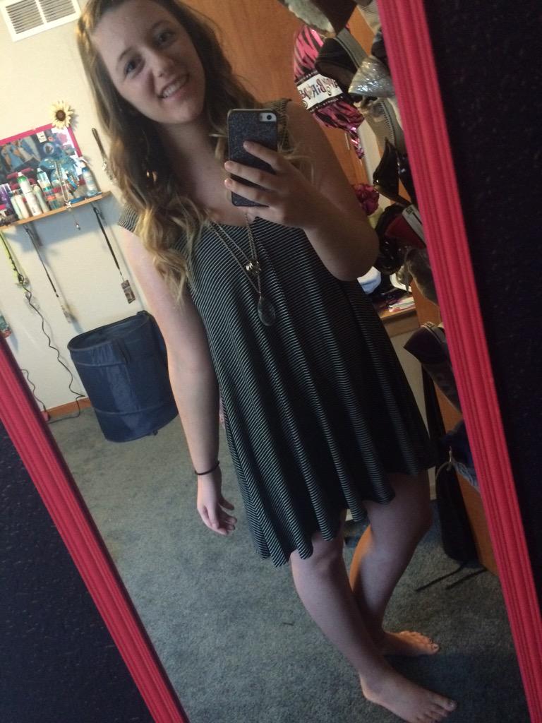 girlieonthegrid's tweet image. Late but #selfieforsdk ✌🏼️❤️