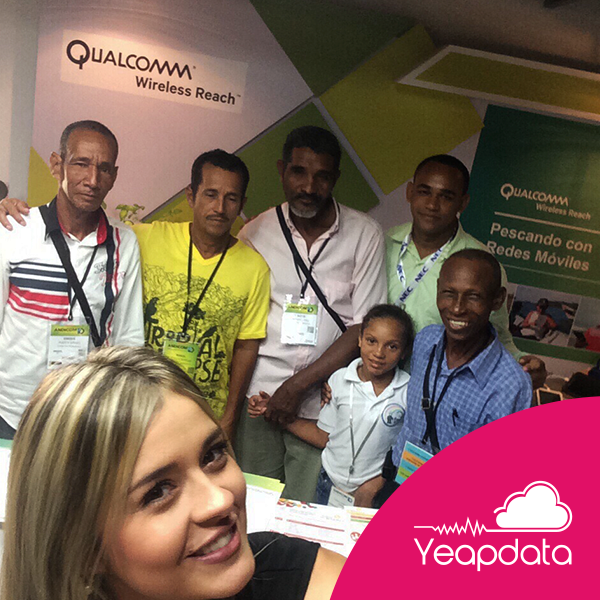 Yeapdata's tweet photo. #selfie #yeapdata #andicom30 @Qualcomm_latam http://t.co/PPHJu9KfGx